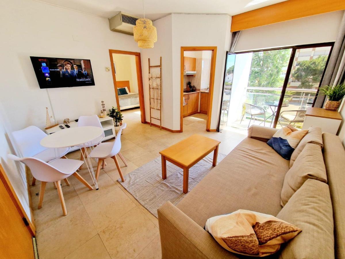 Zarco - Cosy Apartment In Vilamoura With A Balcony With View To The 2 Swimming Pools - Near The Beach & The Marina Quarteira Esterno foto