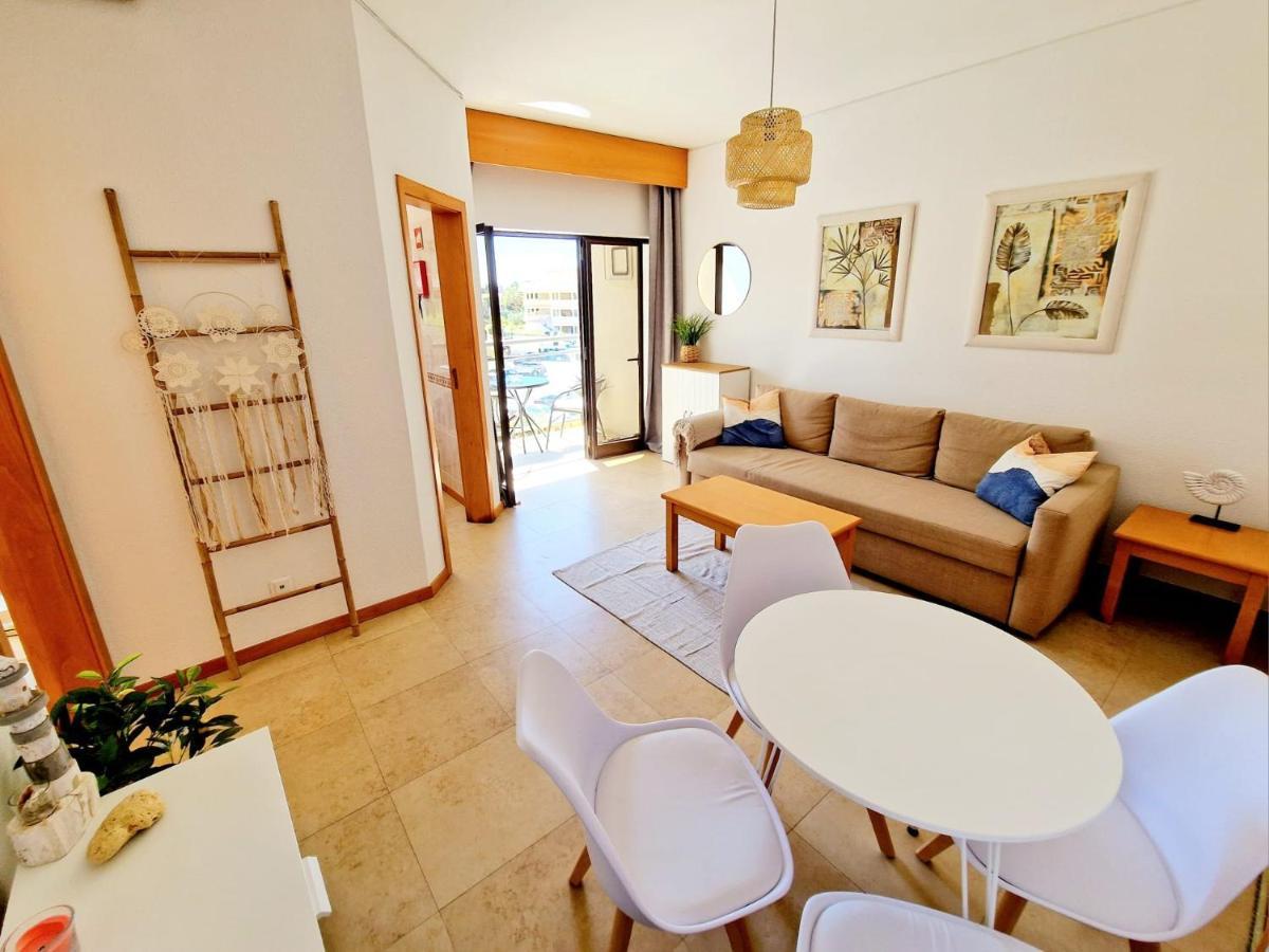 Zarco - Cosy Apartment In Vilamoura With A Balcony With View To The 2 Swimming Pools - Near The Beach & The Marina Quarteira Esterno foto