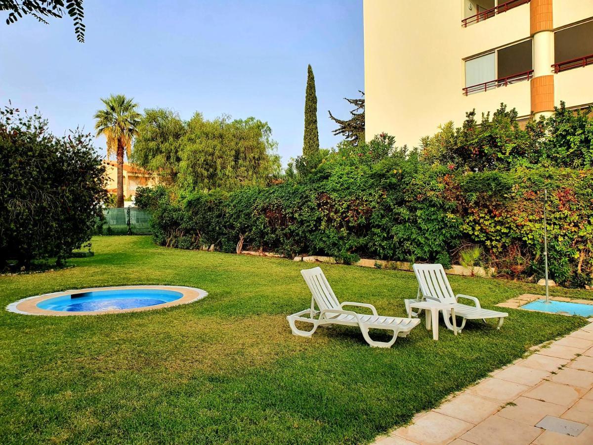Zarco - Cosy Apartment In Vilamoura With A Balcony With View To The 2 Swimming Pools - Near The Beach & The Marina Quarteira Esterno foto