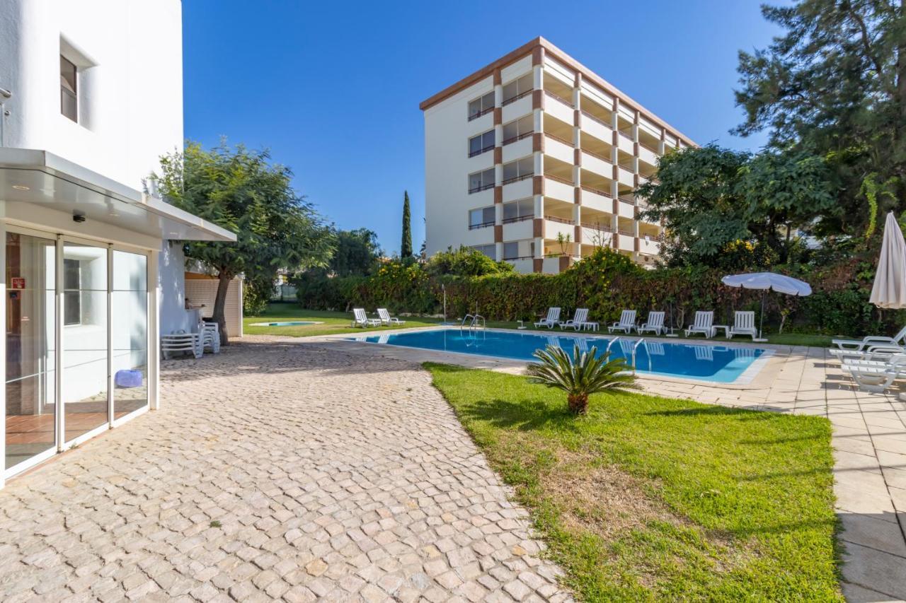 Zarco - Cosy Apartment In Vilamoura With A Balcony With View To The 2 Swimming Pools - Near The Beach & The Marina Quarteira Esterno foto