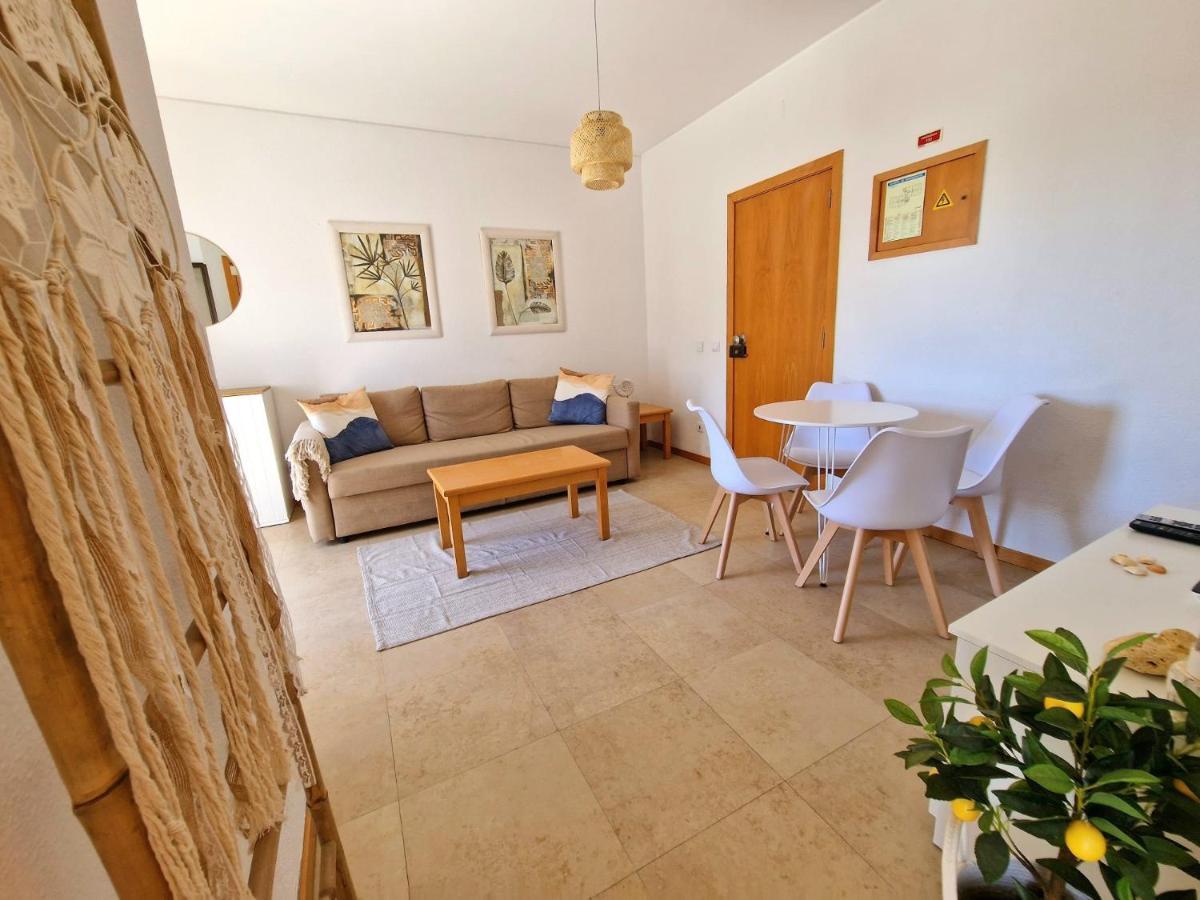 Zarco - Cosy Apartment In Vilamoura With A Balcony With View To The 2 Swimming Pools - Near The Beach & The Marina Quarteira Esterno foto