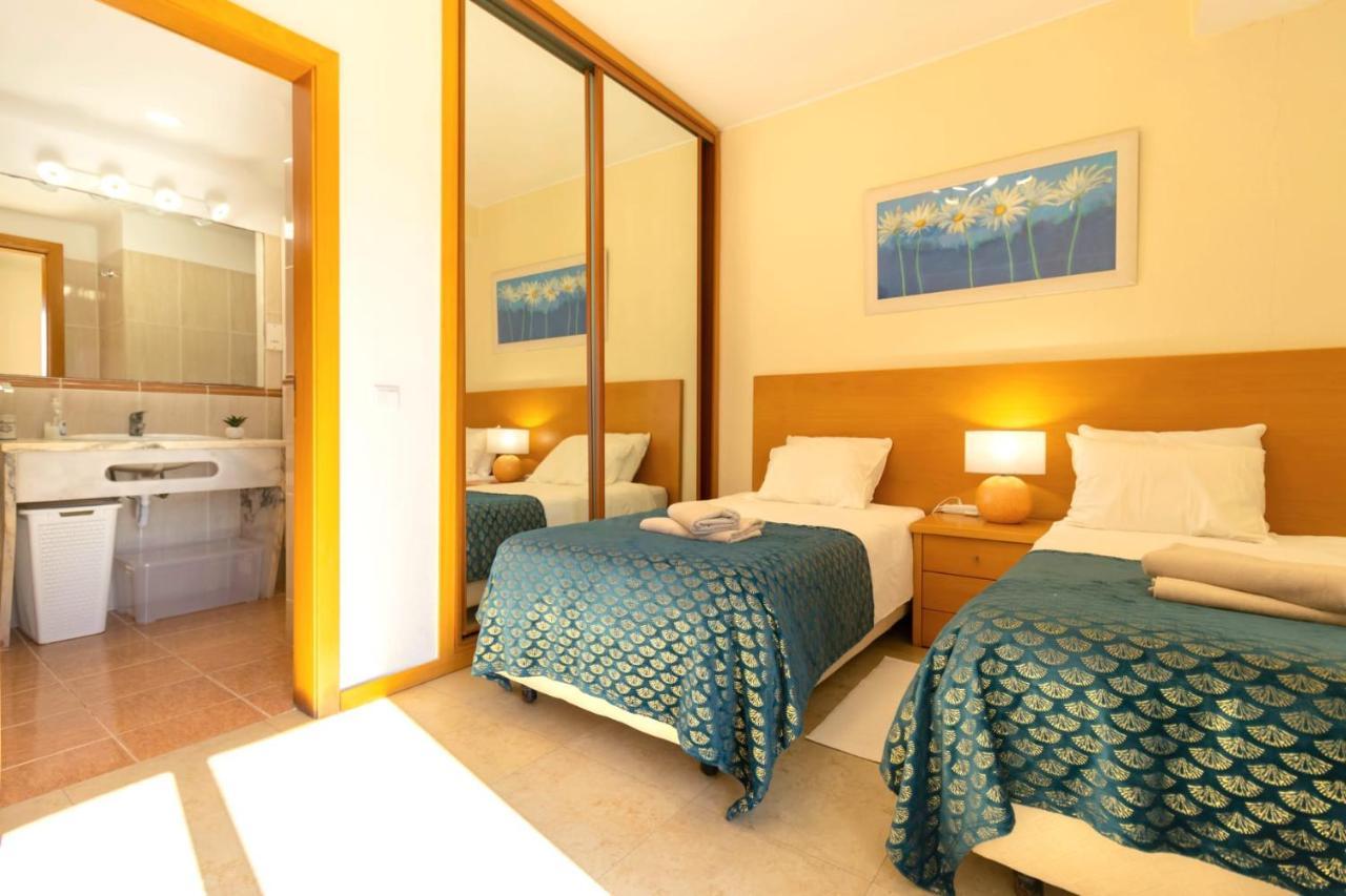 Zarco - Cosy Apartment In Vilamoura With A Balcony With View To The 2 Swimming Pools - Near The Beach & The Marina Quarteira Esterno foto