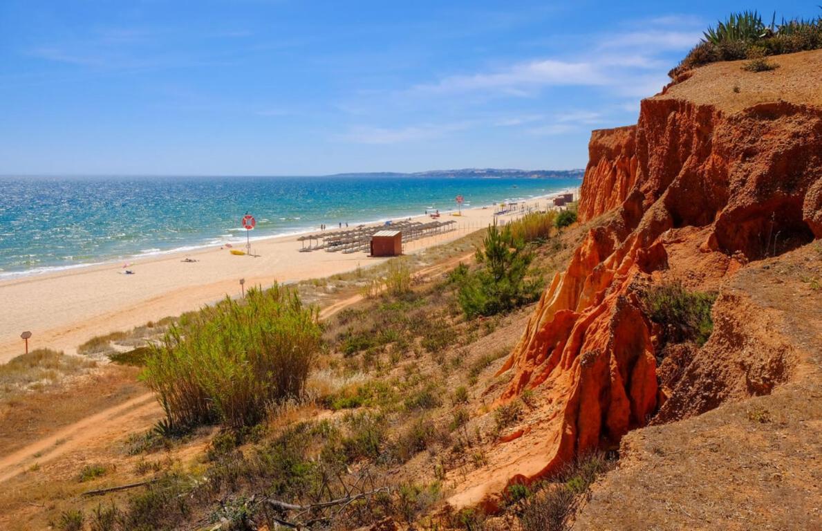 Zarco - Cosy Apartment In Vilamoura With A Balcony With View To The 2 Swimming Pools - Near The Beach & The Marina Quarteira Esterno foto